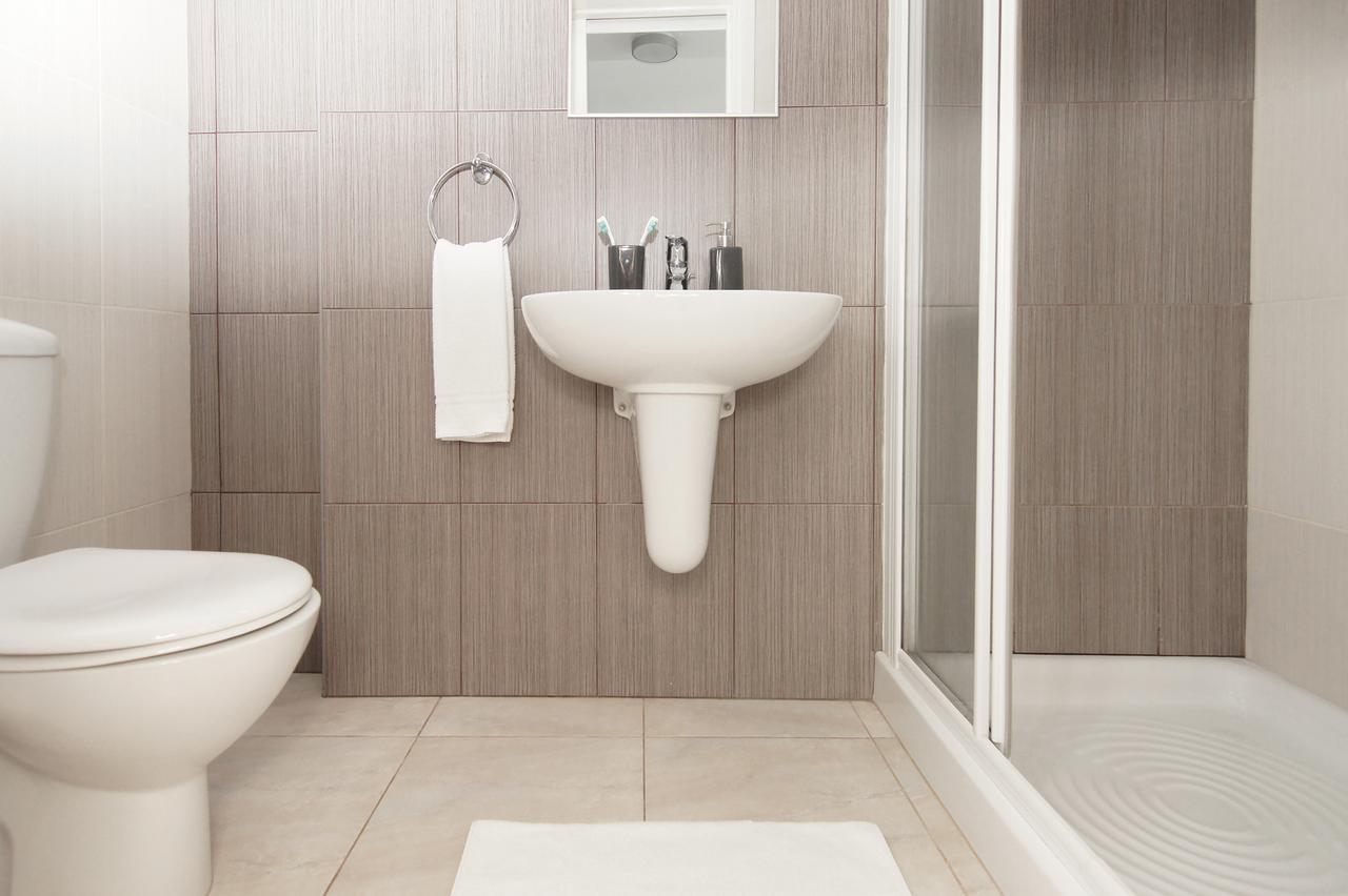 Amber - Coralli Beachfront Apartment Protaras Bagian luar foto