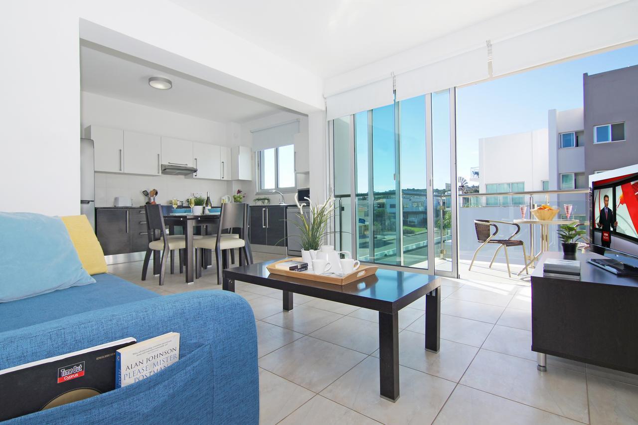 Amber - Coralli Beachfront Apartment Protaras Bagian luar foto